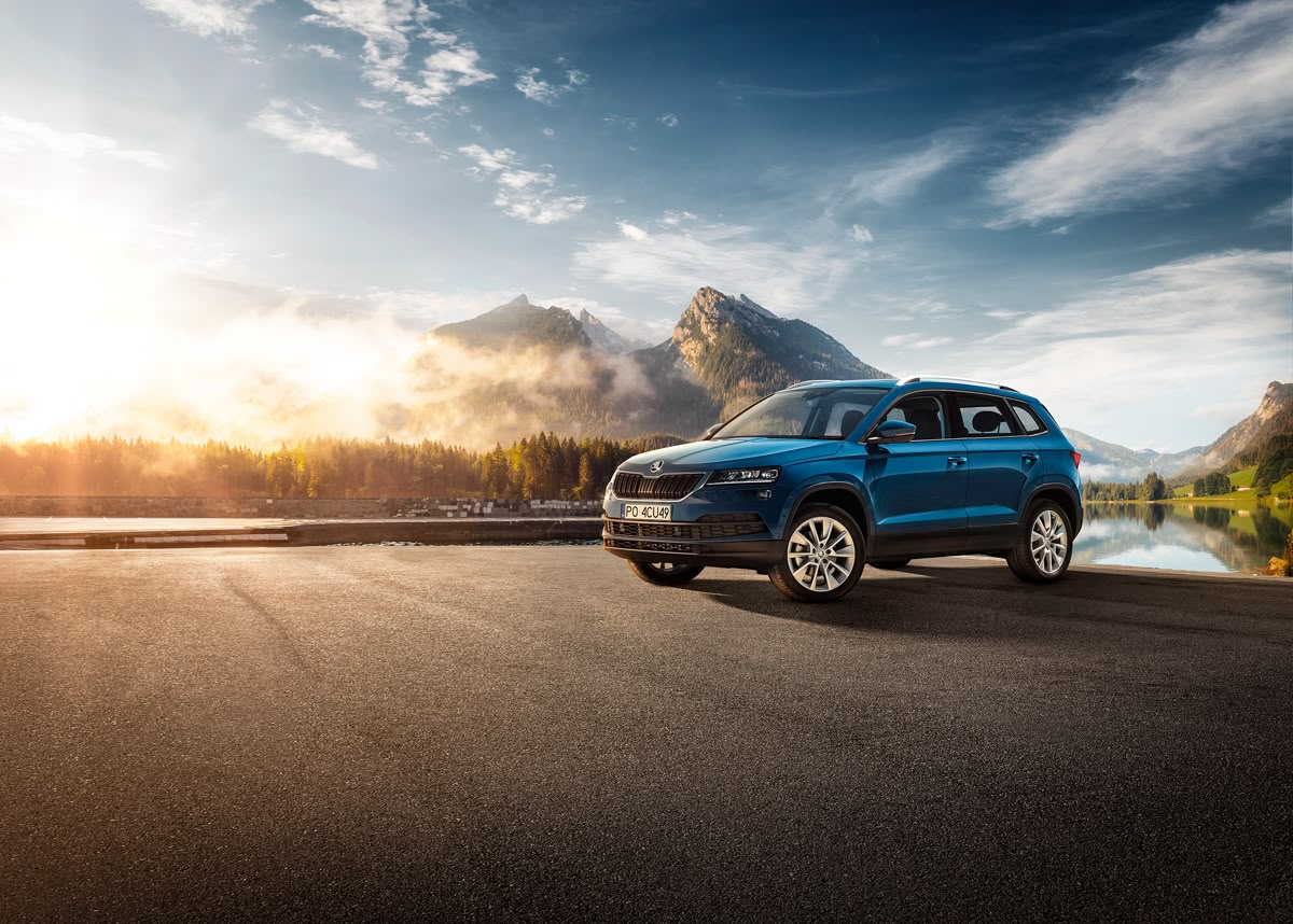 Team collaborating on laptop